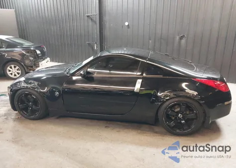 2005 Nissan 350Z Touring z USA, uszkodzony, nr VIN JN1AZ34E45M653631